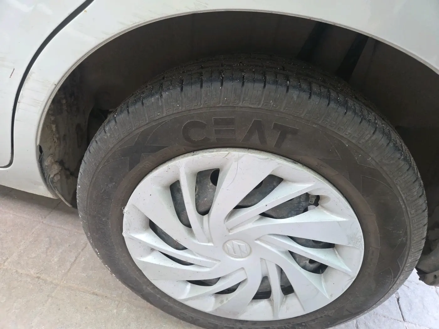 2020 Maruti Ertiga VXI CNG, CNG, Manual, 1,41,514 km, tyre