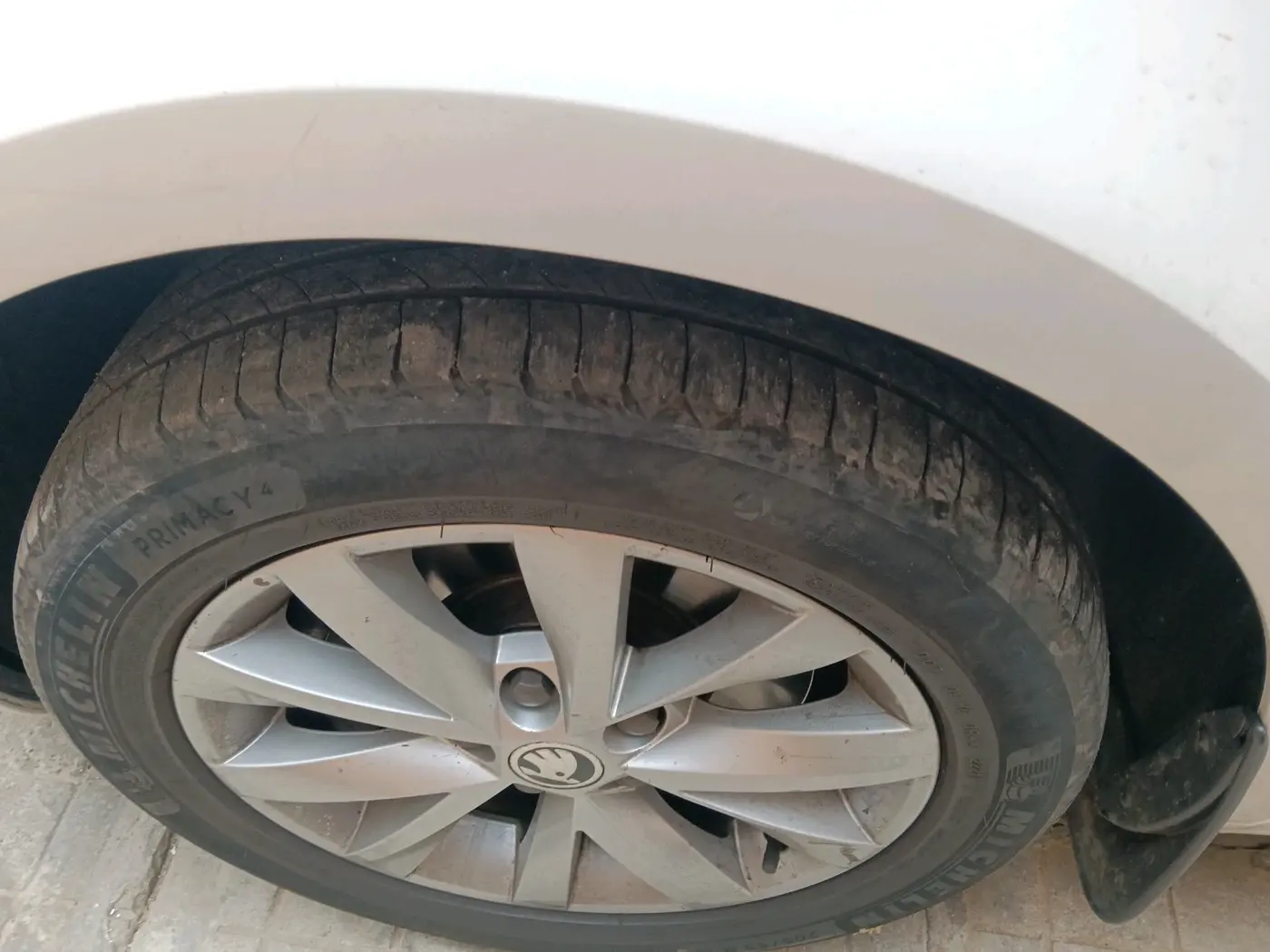 2018 Skoda Octavia L&K 1.8 TSI AT, Petrol, Automatic, 73,354 km, tyre