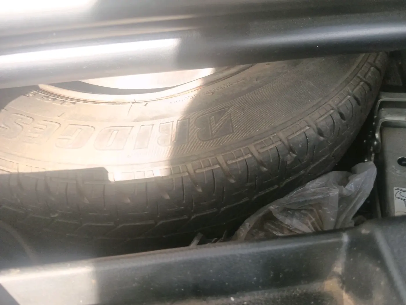 2023 Maruti Alto LXI OPT CNG, CNG, Manual, 50,238 km, tyre