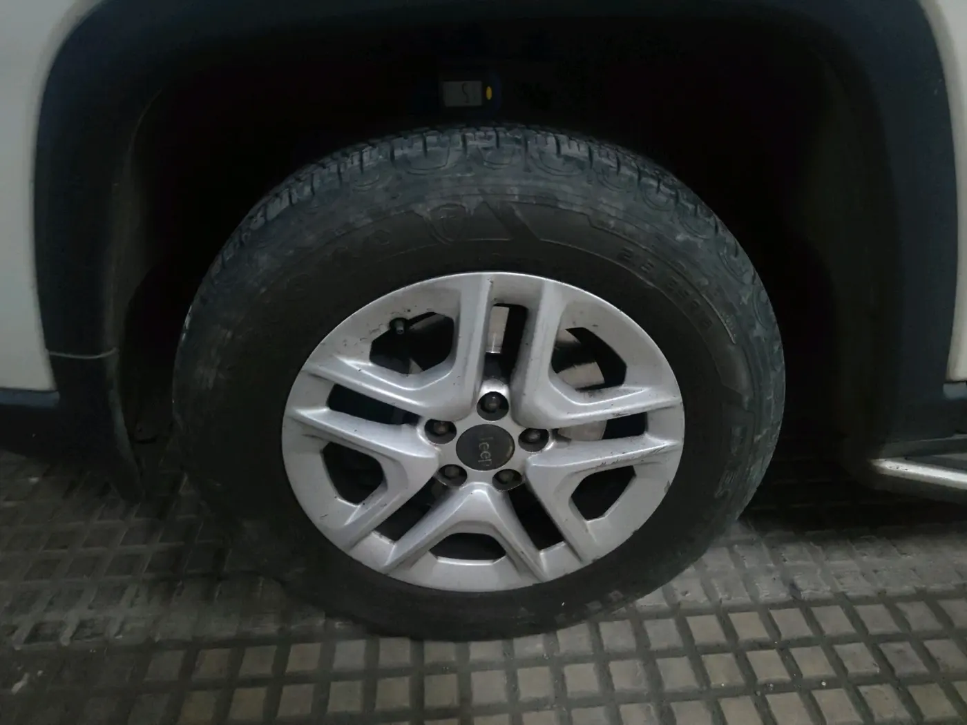 2018 Jeep Compass SPORT 1.4 PETROL, Petrol, Manual, 38,803 km, tyre