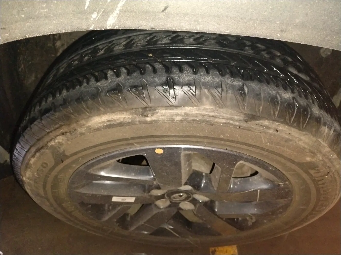 2022 Tata Safari XZA PLUS, Diesel, Automatic, 25,634 km, tyre