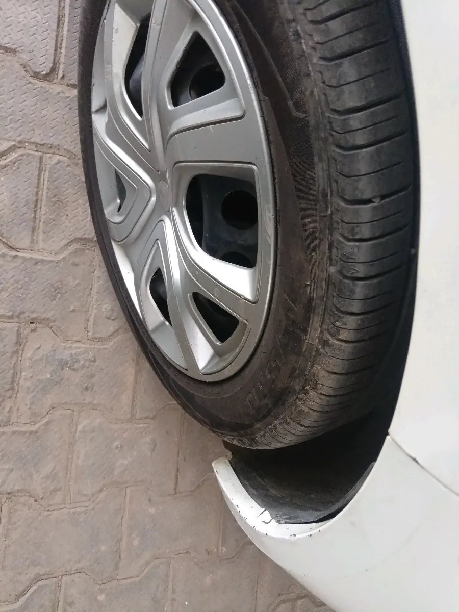 2024 Tata ALTROZ XM PLUS SUNROOF CNG, CNG, Manual, 54,074 km, tyre