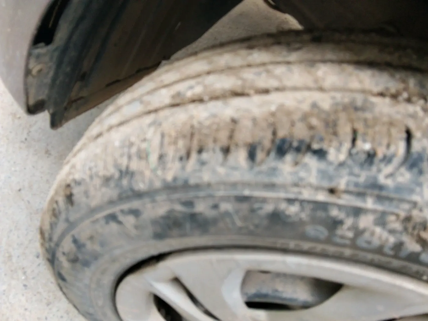2021 Hyundai AURA S 1.2 CNG, CNG, Manual, 76,039 km, tyre