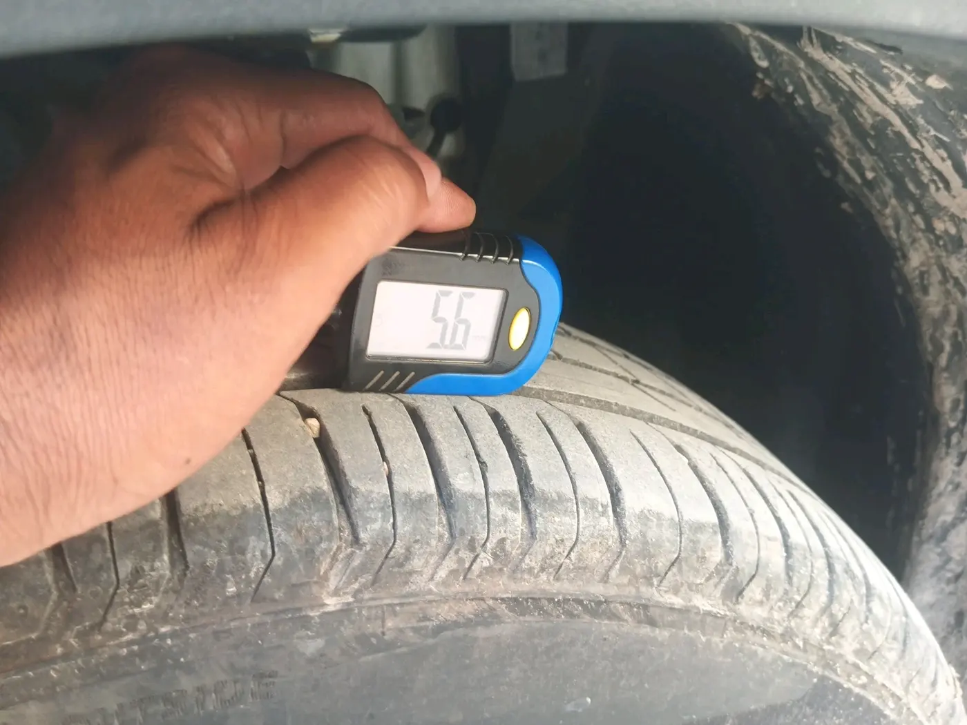 2024 Tata PUNCH Adventure (S), Petrol, Manual, 13,561 km, tyre