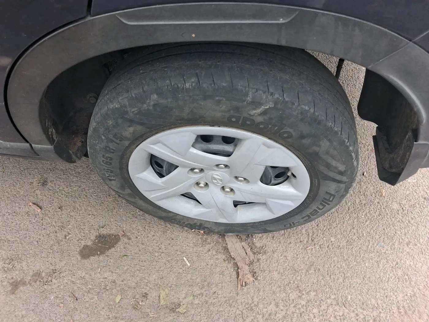 2022 Hyundai VENUE S(O) 1.2, Petrol, Manual, 60,680 km, tyre