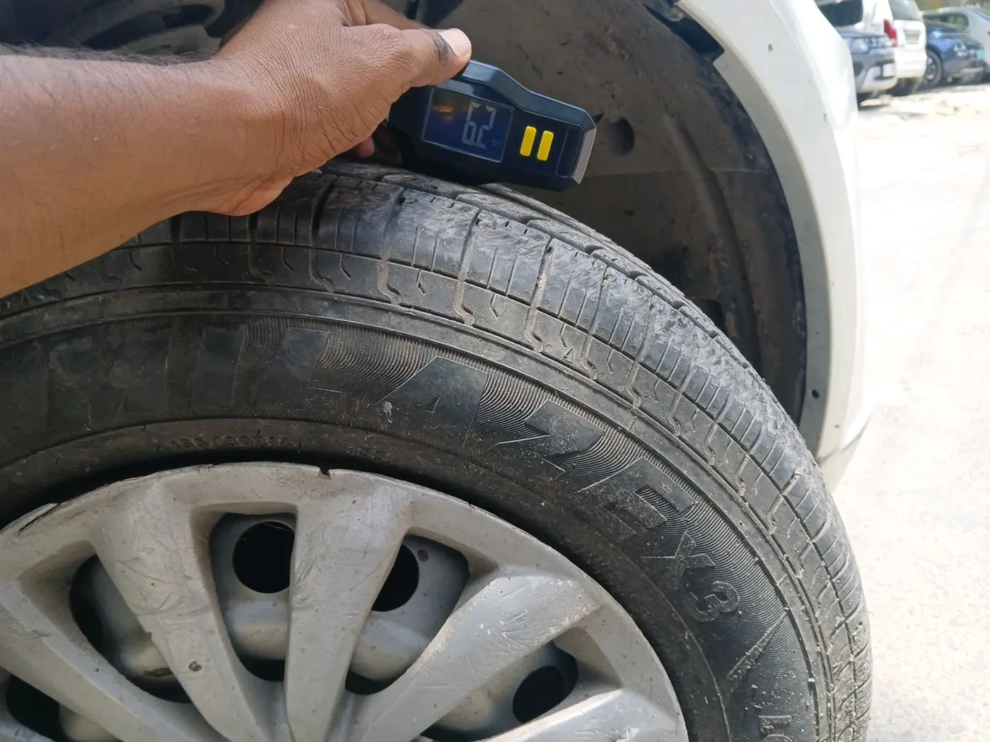 2018 Maruti Swift Dzire TOUR S PETROL, CNG, Manual, 76,053 km, tyre