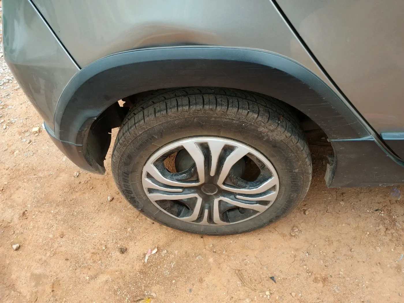 2019 Tata TIAGO NRG PETROL, Petrol, Manual, 65,211 km, tyre