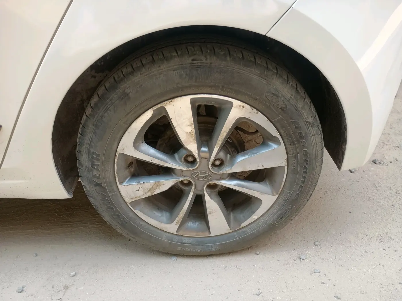 2015 Hyundai Elite i20 SPORTZ 1.2 (O), Petrol, Manual, 77,299 km, tyre