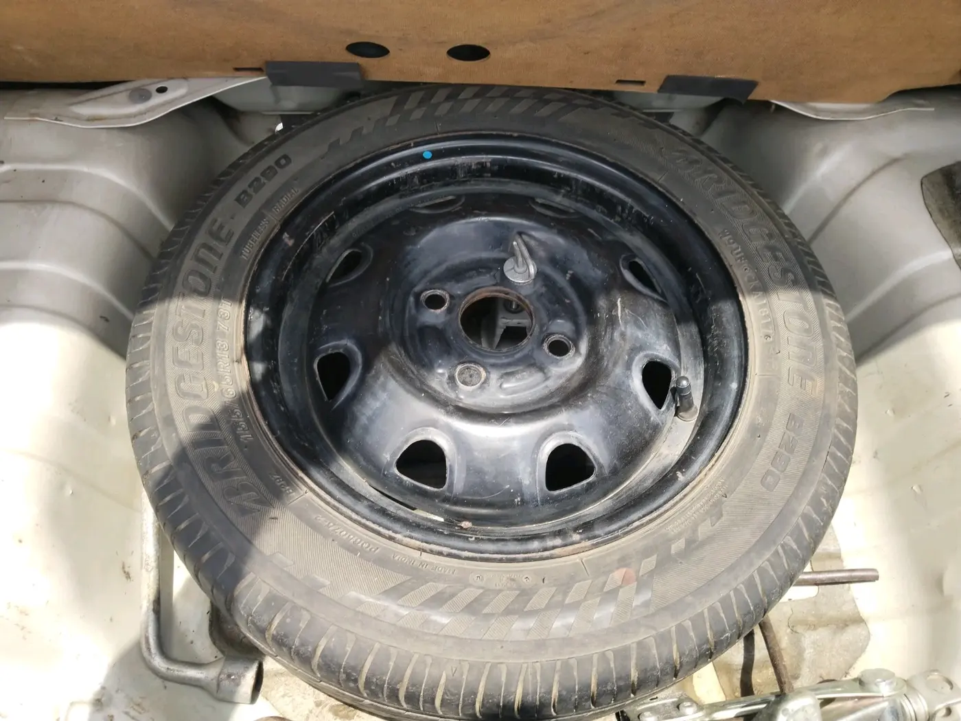 2013 Maruti Alto K10 VXI, Petrol, Manual, 78,501 km, tyre