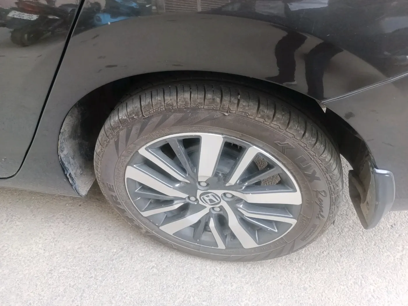 2021 Honda City 1.5L I-VTEC ZX CVT, Petrol, Automatic, 42,600 km, tyre
