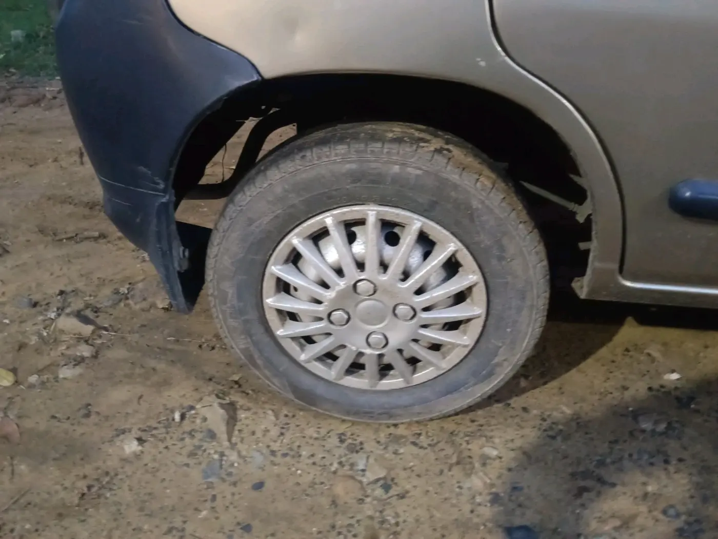 2012 Maruti Alto LXI, Petrol, Manual, 51,688 km, tyre