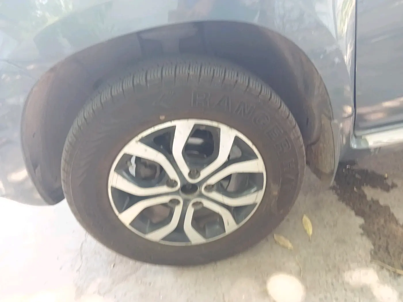 2014 Nissan Terrano XV 85 PS DIESEL, Diesel, Manual, 2,00,059 km, tyre