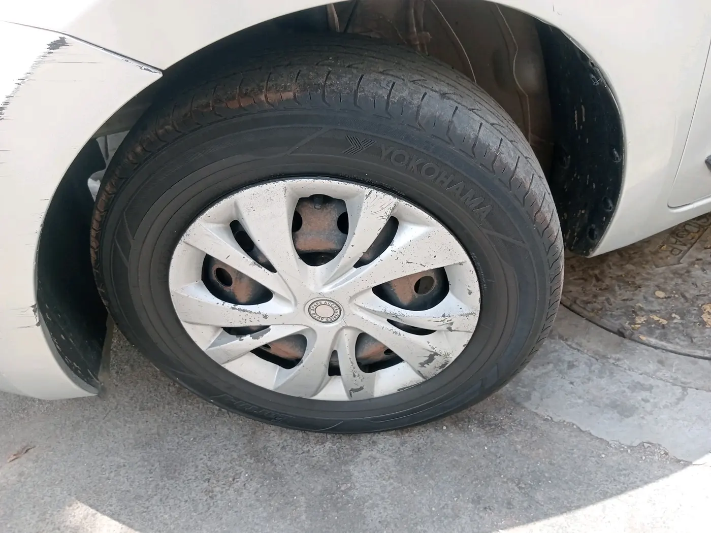 2021 Maruti Swift VXI, CNG, Manual, 58,540 km, tyre