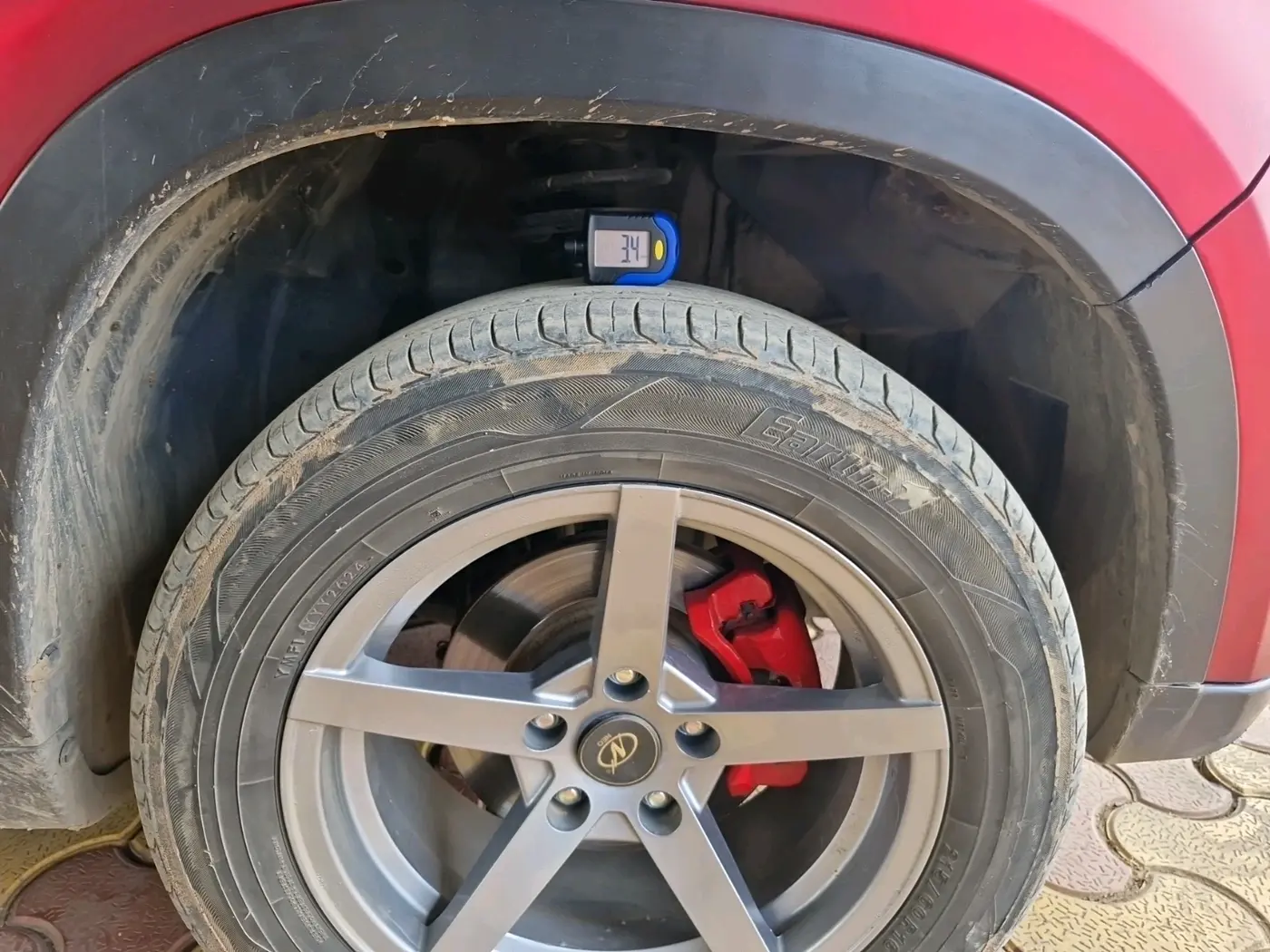 2016 Maruti Vitara Brezza ZDI PLUS DUAL TONE, Diesel, Manual, 2,14,505 km, tyre