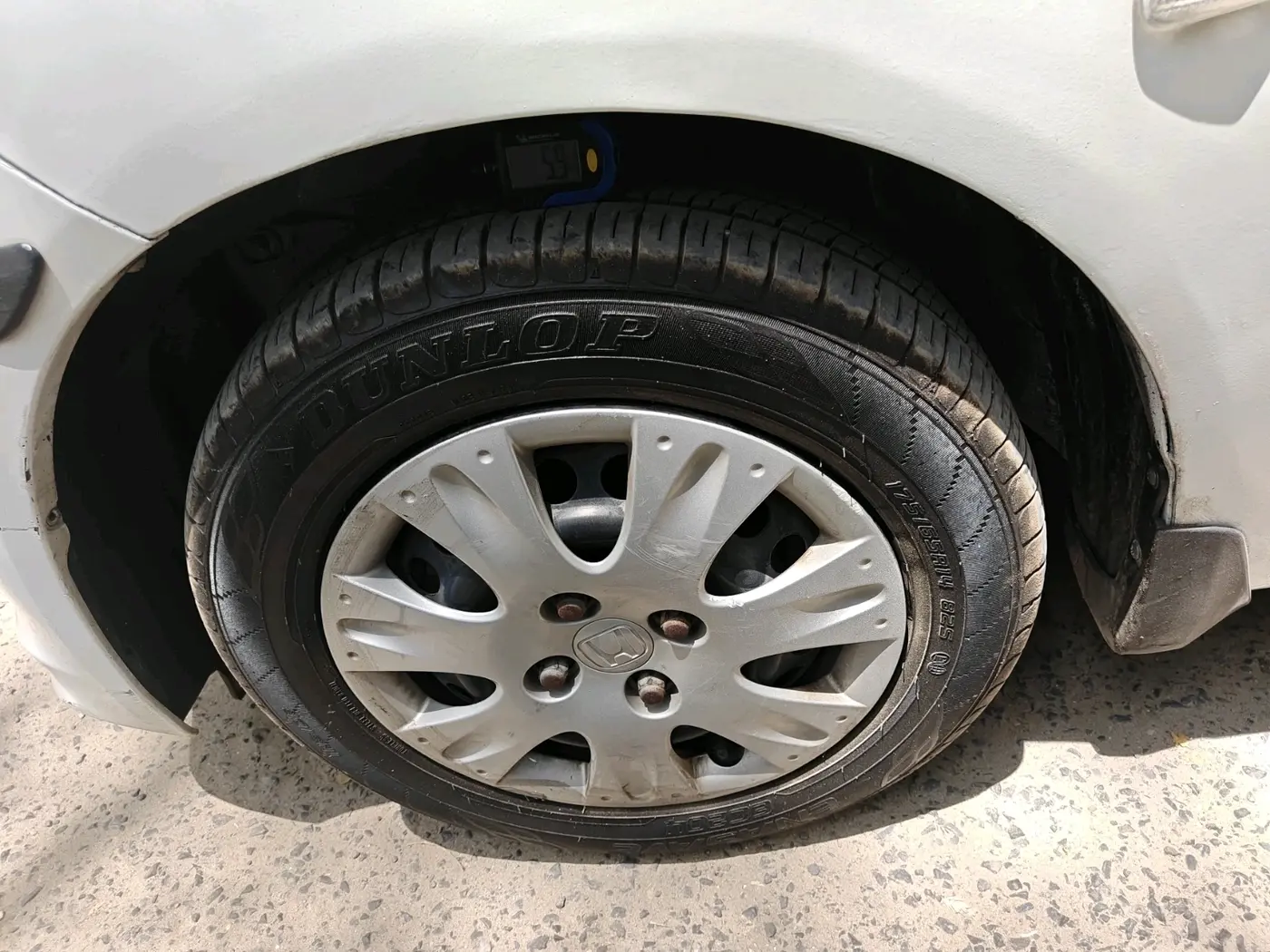 2014 Honda Amaze 1.2L I-VTEC S, Petrol, Manual, 24,617 km, tyre