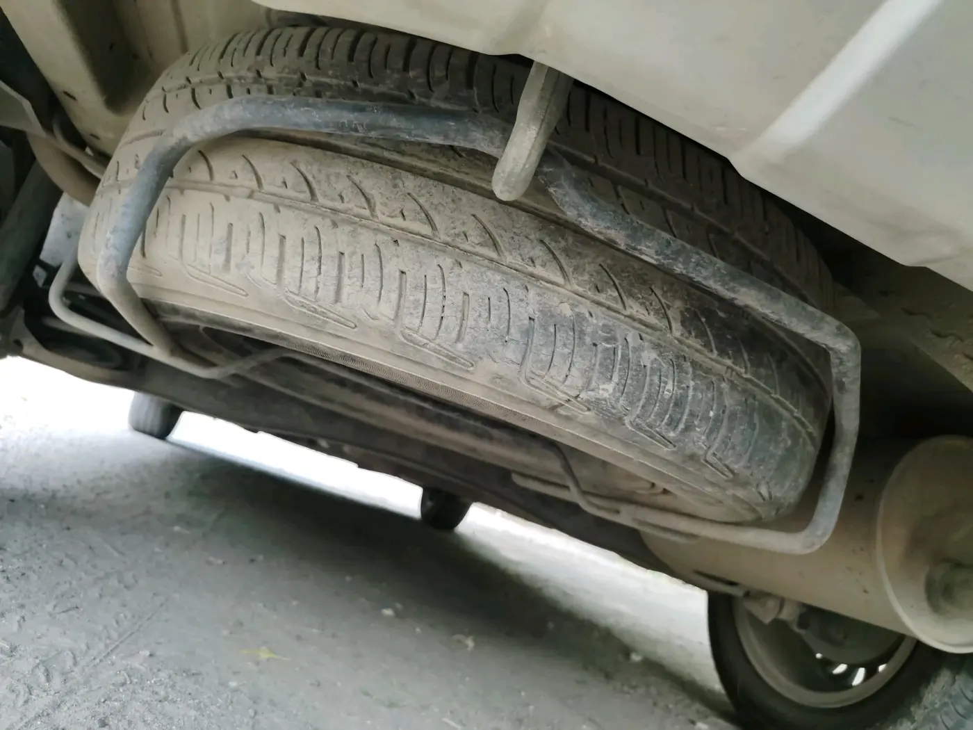 2020 Maruti XL6 ALPHA MT, Petrol, Manual, 1,37,525 km, tyre