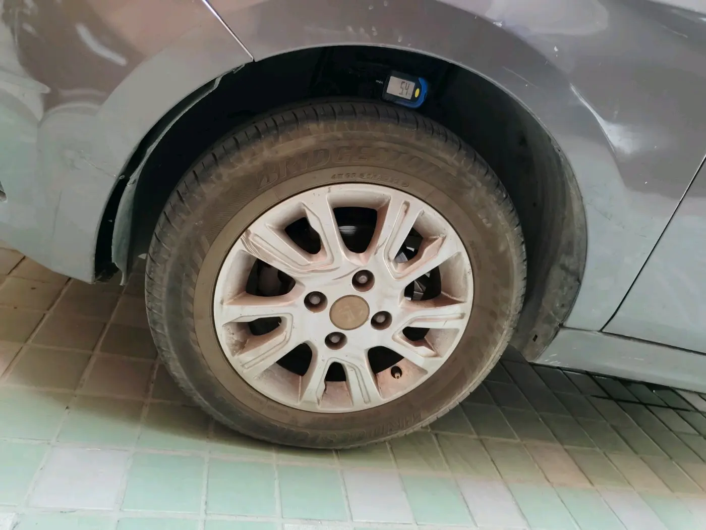 2017 Tata Tiago XZ PETROL, Petrol, Manual, 61,062 km, tyre
