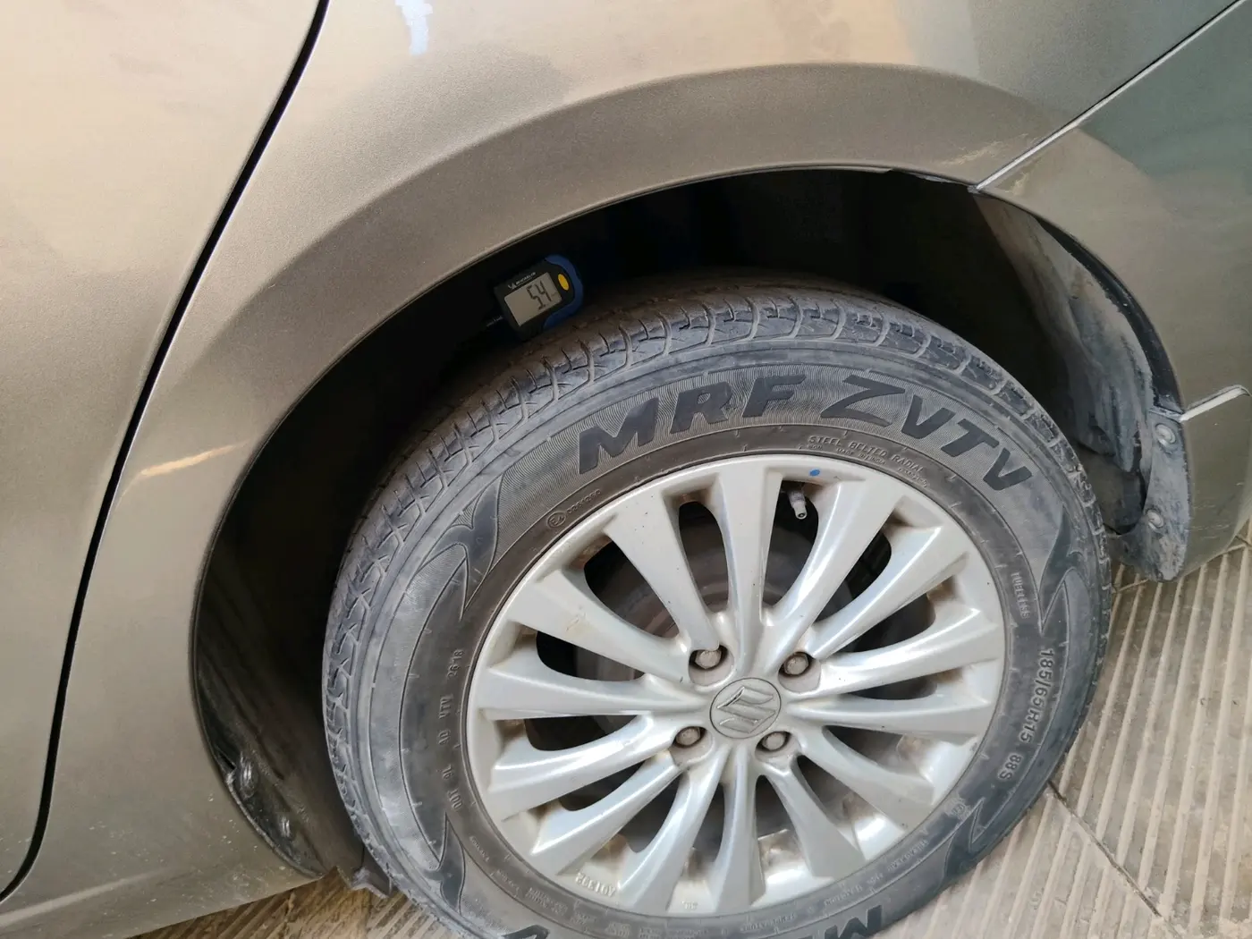 2018 Maruti Ciaz DELTA AT 1.5 SHVS PETROL, Petrol, Automatic, 52,561 km, tyre