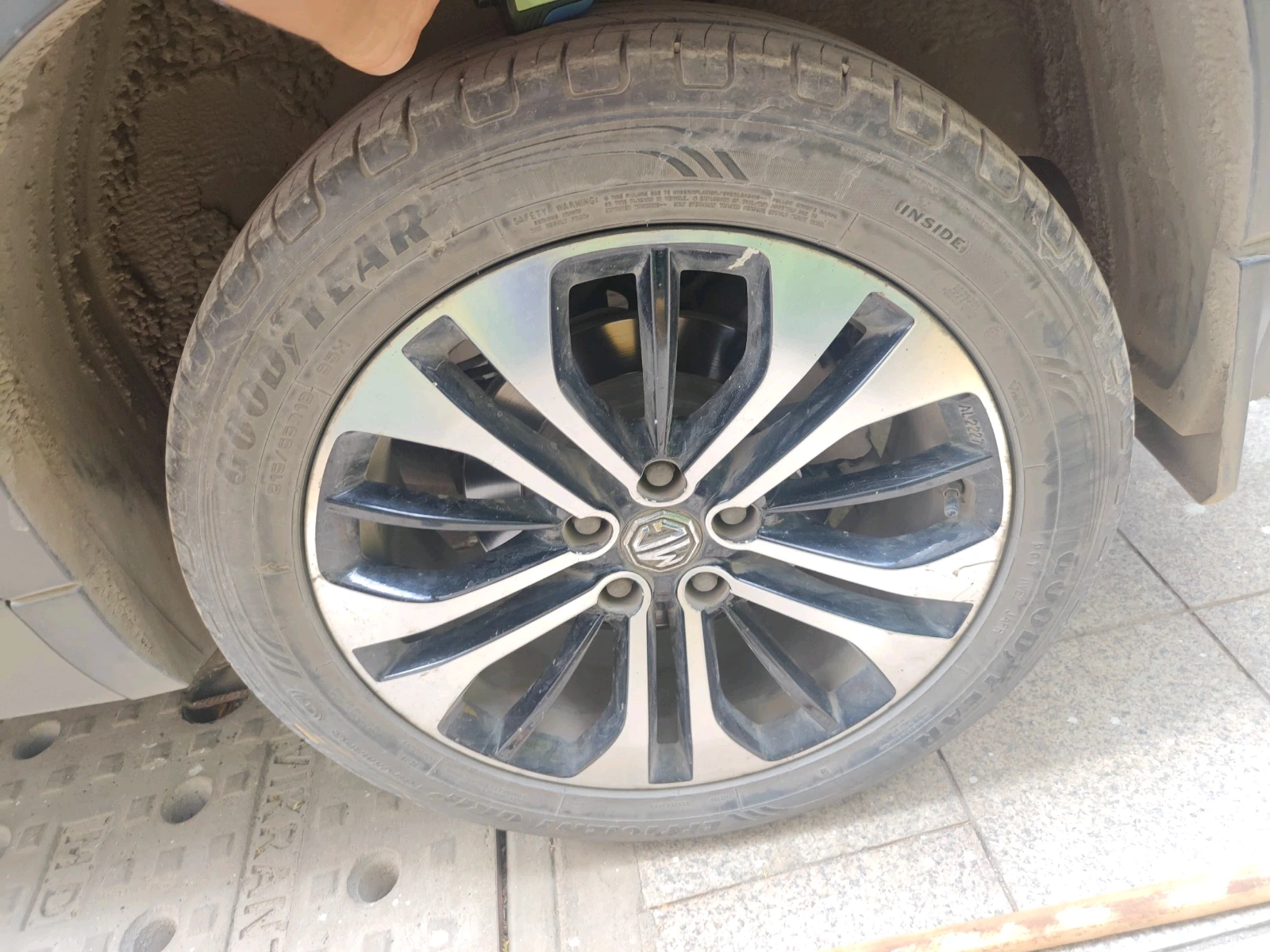 Tyres