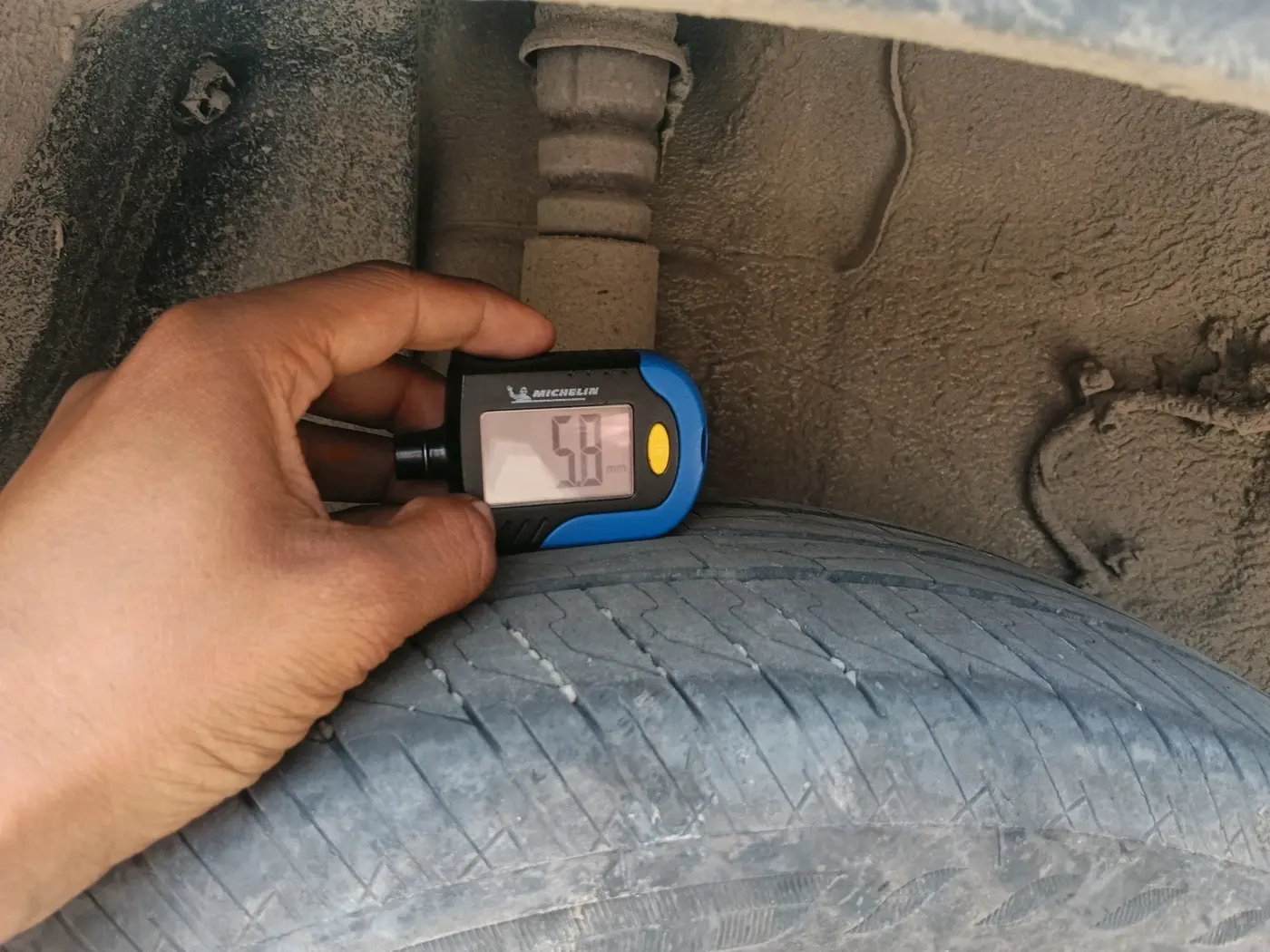 2025 Tata PUNCH PURE MT CNG, CNG, Manual, 25,728 km, tyre