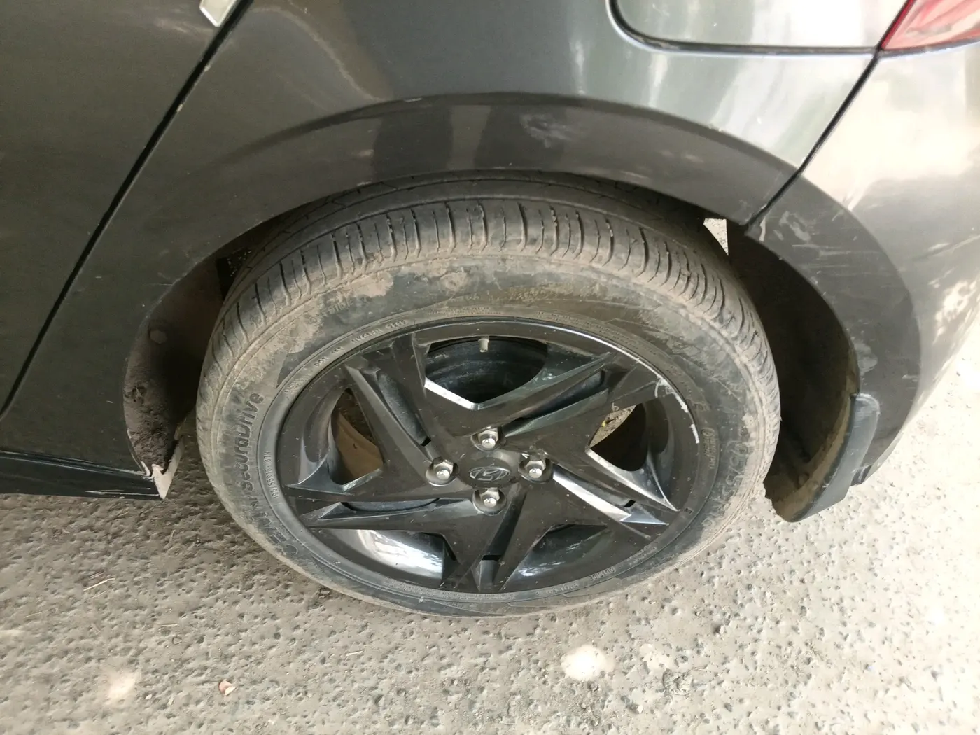 2022 Hyundai NEW I20 SPORTZ 1.2 MT, Petrol, Manual, 48,238 km, tyre