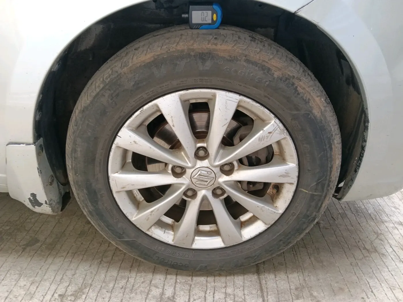 2014 Maruti Ertiga VDI, Diesel, Manual, 83,123 km, tyre
