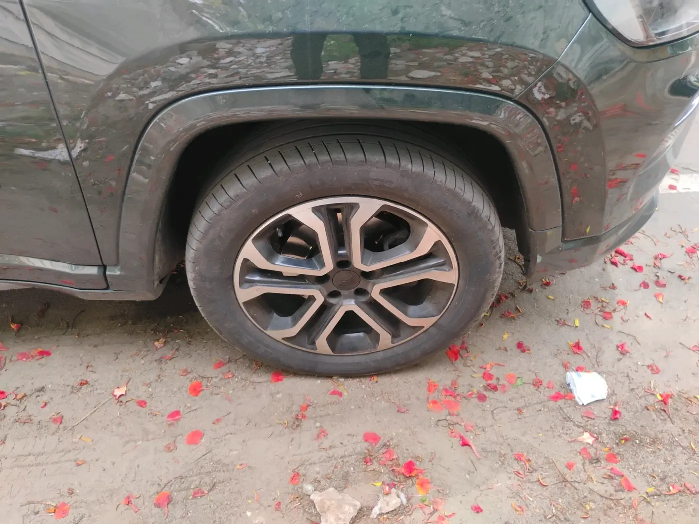 2023 Jeep Compass MODEL S (O) DIESEL 4X4 AT, Diesel, Automatic, 22,00,000 km, tyre