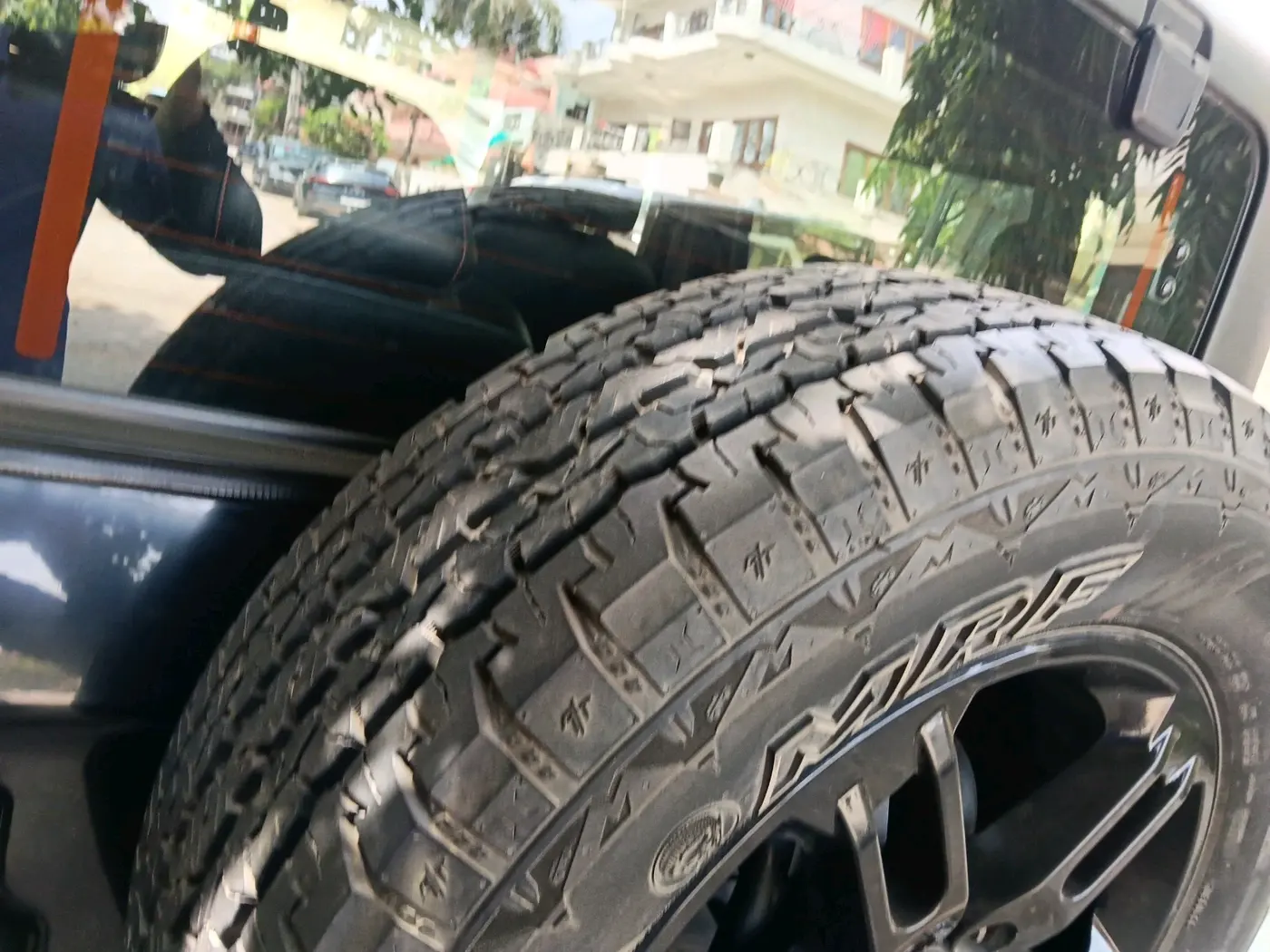 2023 Mahindra Thar LX HARD TOP 4WD MT, Diesel, Manual, 70,780 km, tyre