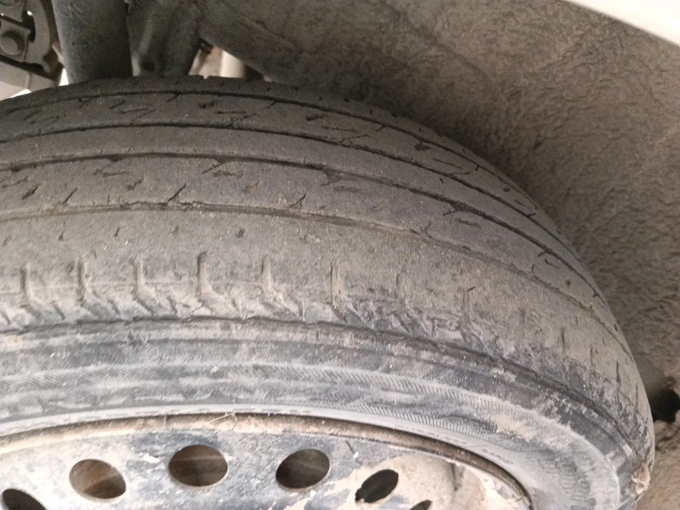 2011 Maruti Wagon R 1.0 VXI, Petrol, Manual, 67,914 km, tyre