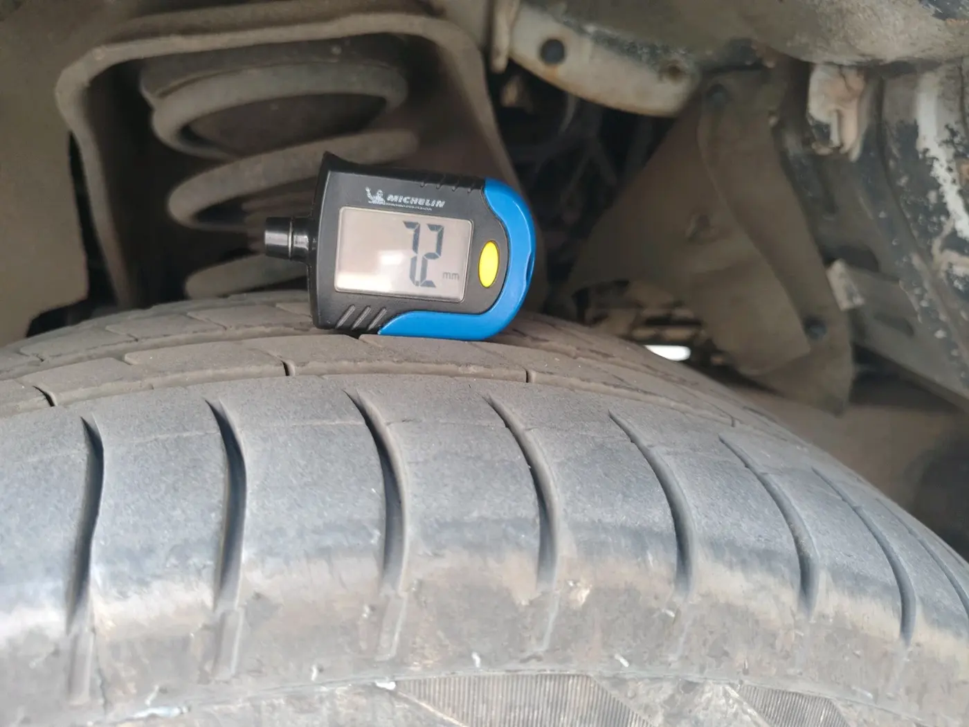 2012 Mahindra Quanto C6, Diesel, Manual, 1,07,241 km, tyre