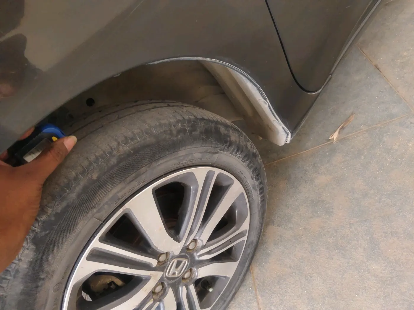 2019 Honda City 1.5L I-VTE V CVT, Petrol, Automatic, 41,449 km, tyre