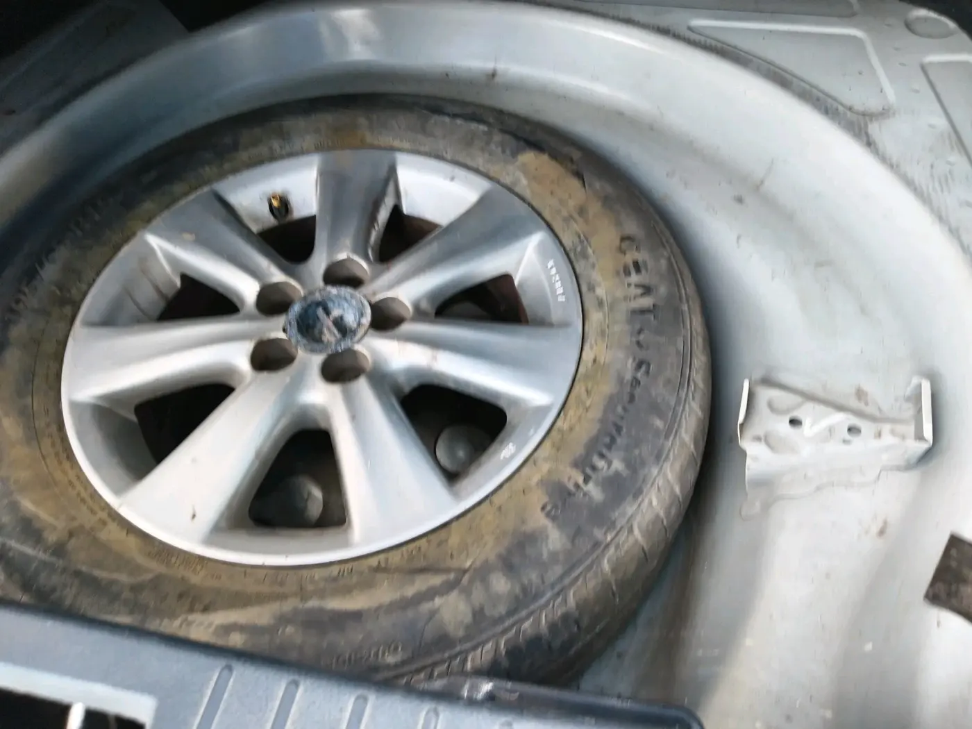 2011 Toyota Corolla Altis G DIESEL, Diesel, Manual, 1,04,085 km, tyre