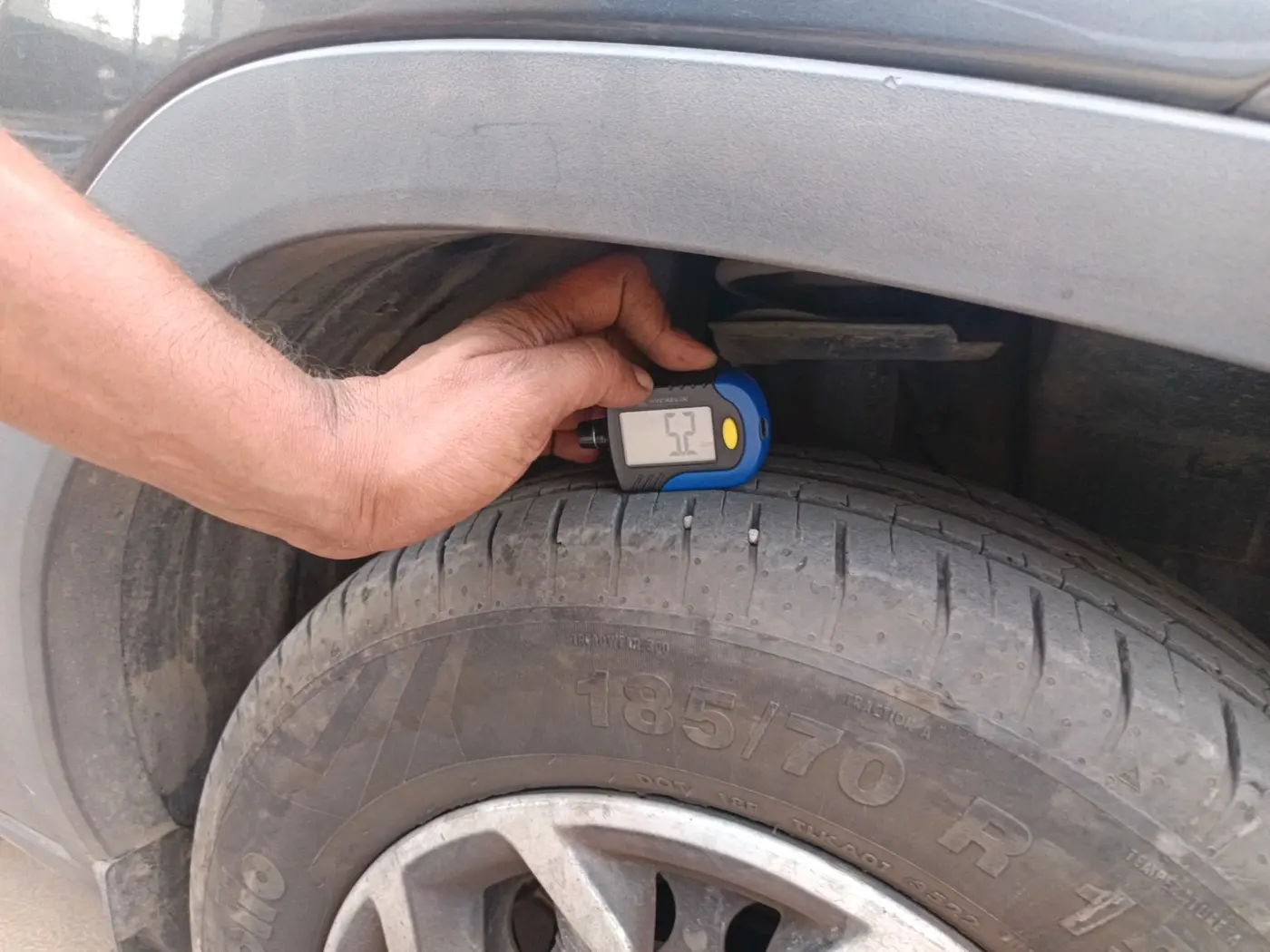 2022 Tata PUNCH PURE MT, Petrol, Manual, 33,457 km, tyre
