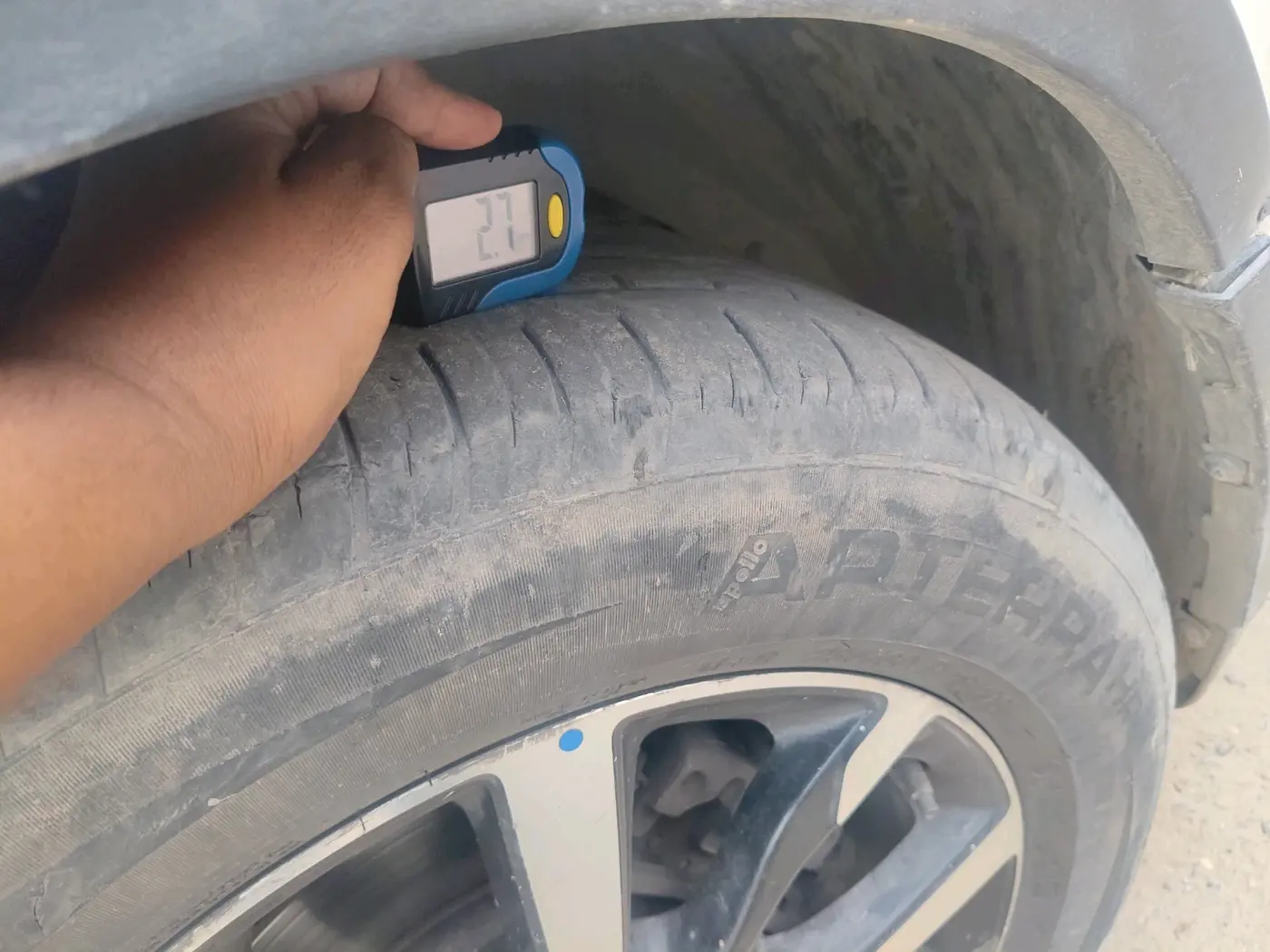 2019 Mahindra XUV500 W11, Diesel, Manual, 73,869 km, tyre