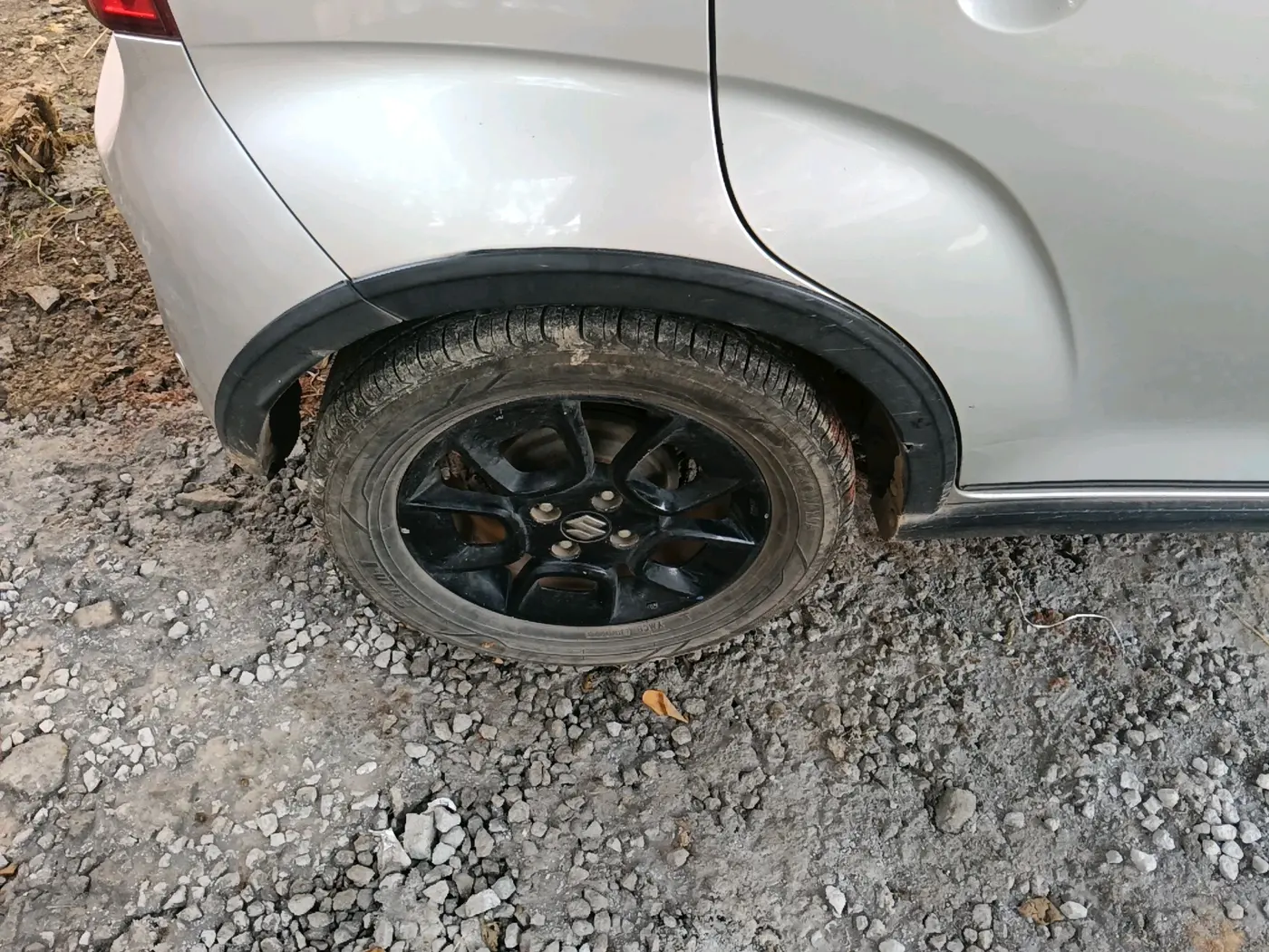 2018 Maruti IGNIS ZETA 1.2, Petrol, Manual, 94,592 km, tyre