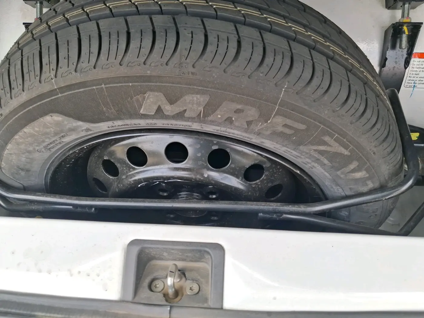 2023 Maruti New Wagon-R VXI CNG 1.0, CNG, Manual, 63,482 km, tyre