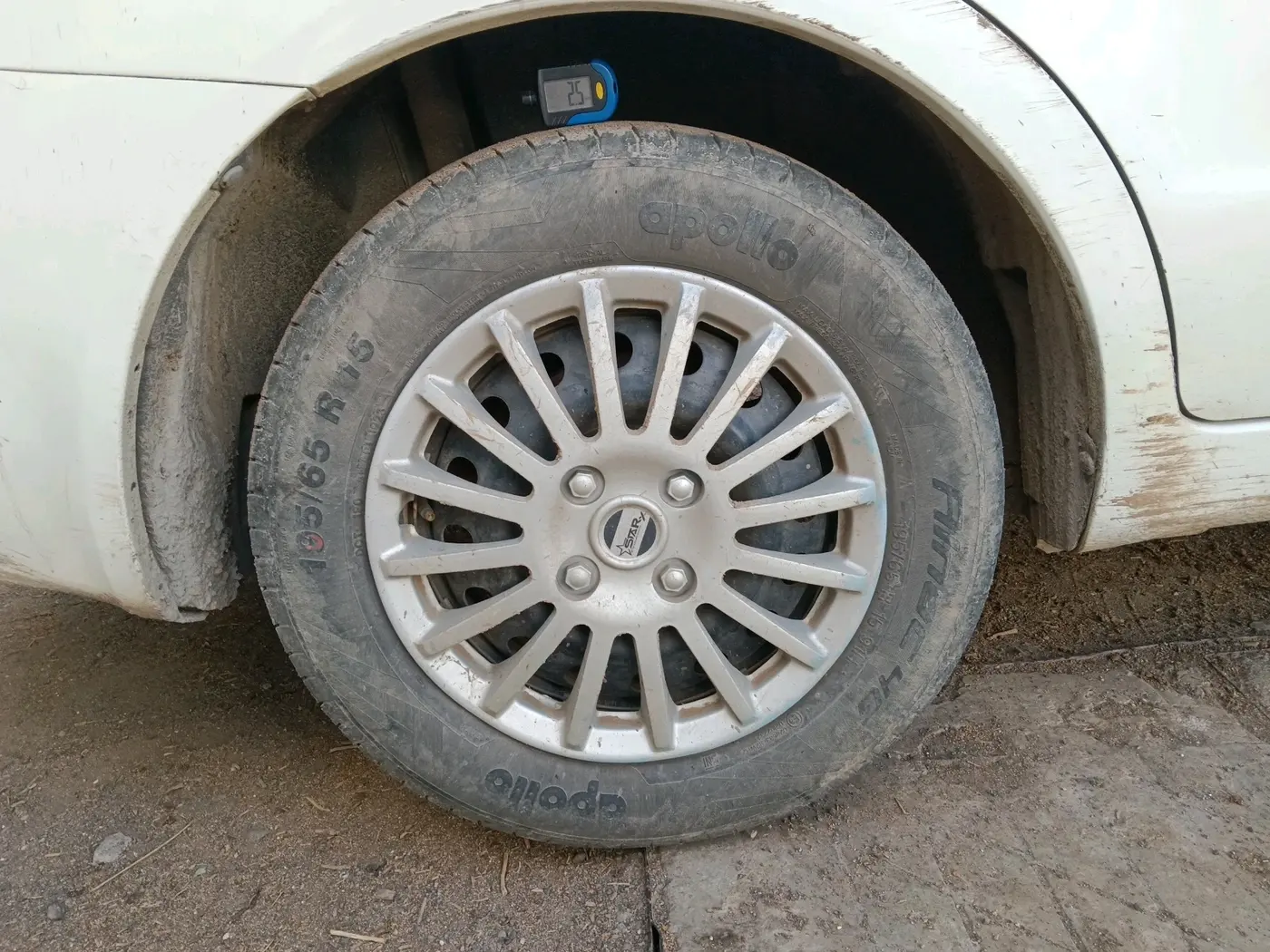 2012 Maruti SX4 VXI, Petrol, Manual, 1,11,780 km, tyre