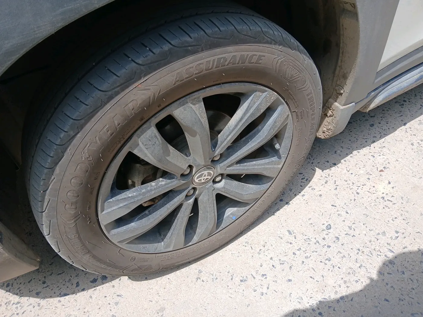 2025 Toyota Urban Cruiser Taisor S Plus 1.2 Petrol AMT, Petrol, Automatic, 61,023 km, tyre
