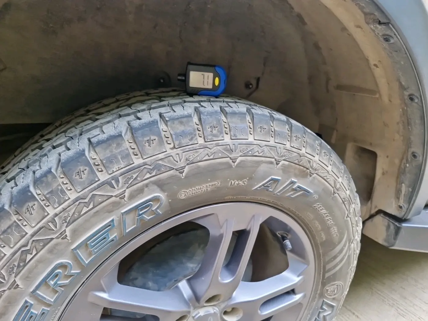 2024 Mahindra Thar LX PETROL HT 4WD AT, Petrol, Automatic, 15,192 km, tyre