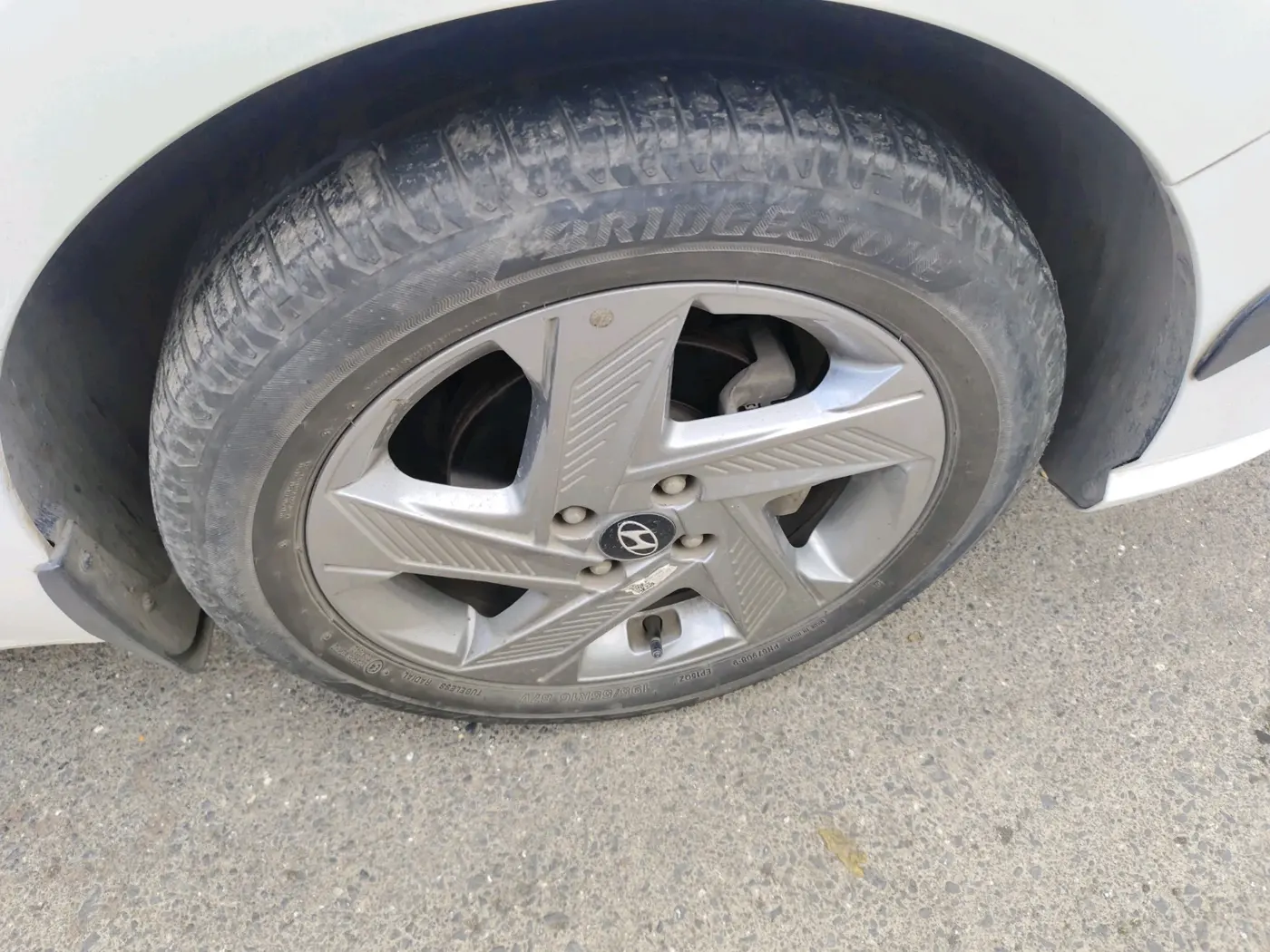 2021 Hyundai Verna SX 1.5 VTVT IVT, Petrol, Automatic, 14,068 km, tyre