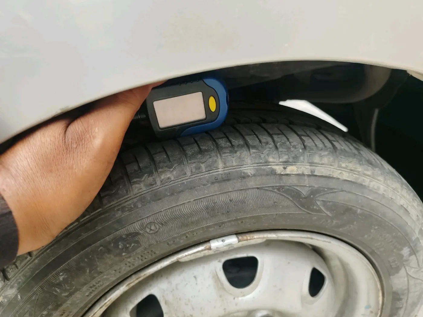 2015 Maruti Alto K10 LXI, CNG, Manual, 33,394 km, tyre