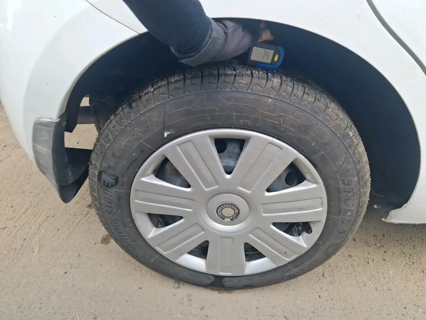 2011 Nissan Micra XV PREMIUM DIESEL, Diesel, Manual, 92,953 km, tyre