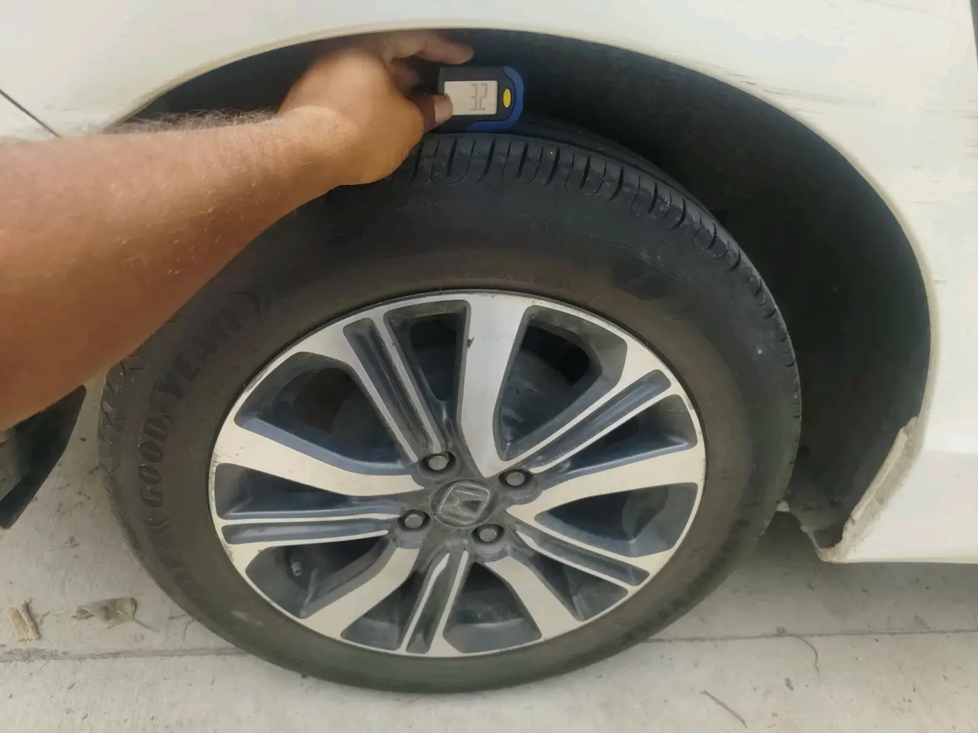 2017 Honda City 1.5L I-VTEC V MT, Petrol, Manual, 52,113 km, tyre