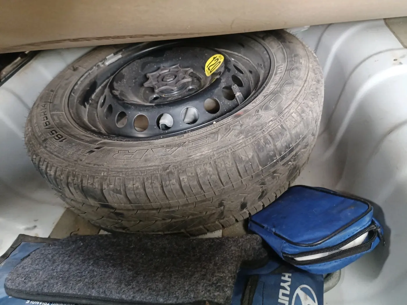 2018 Hyundai Xcent SX 1.2 (O), CNG, Manual, 65,600 km, tyre