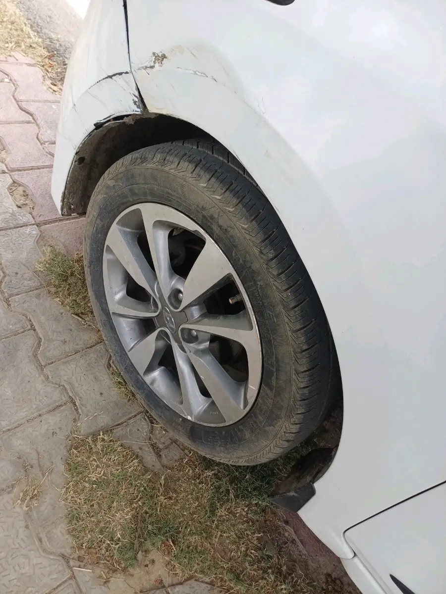 2014 Hyundai Elite i20 ASTA 1.4 CRDI (O), Diesel, Manual, 1,57,815 km, tyre