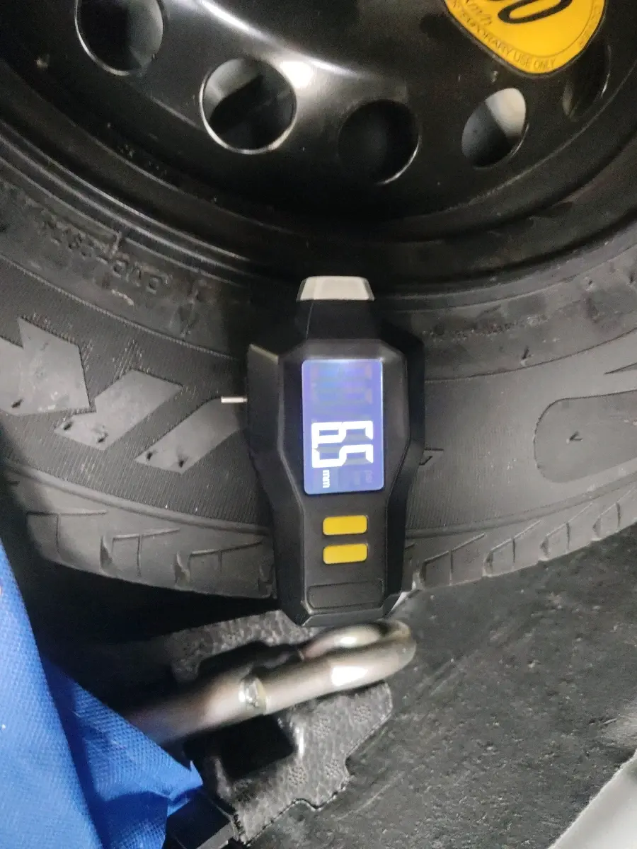 2021 Tata TIGOR XZA PLUS PETROL, Petrol, Automatic, 12,126 km, tyre