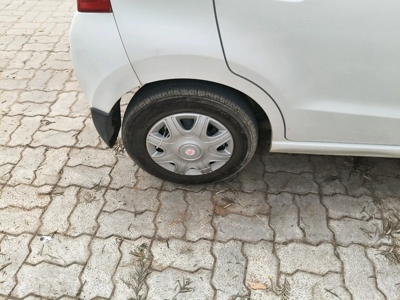 2013 Maruti A Star VXI (ABS) AT, Petrol, Automatic, 29,622 km, tyre