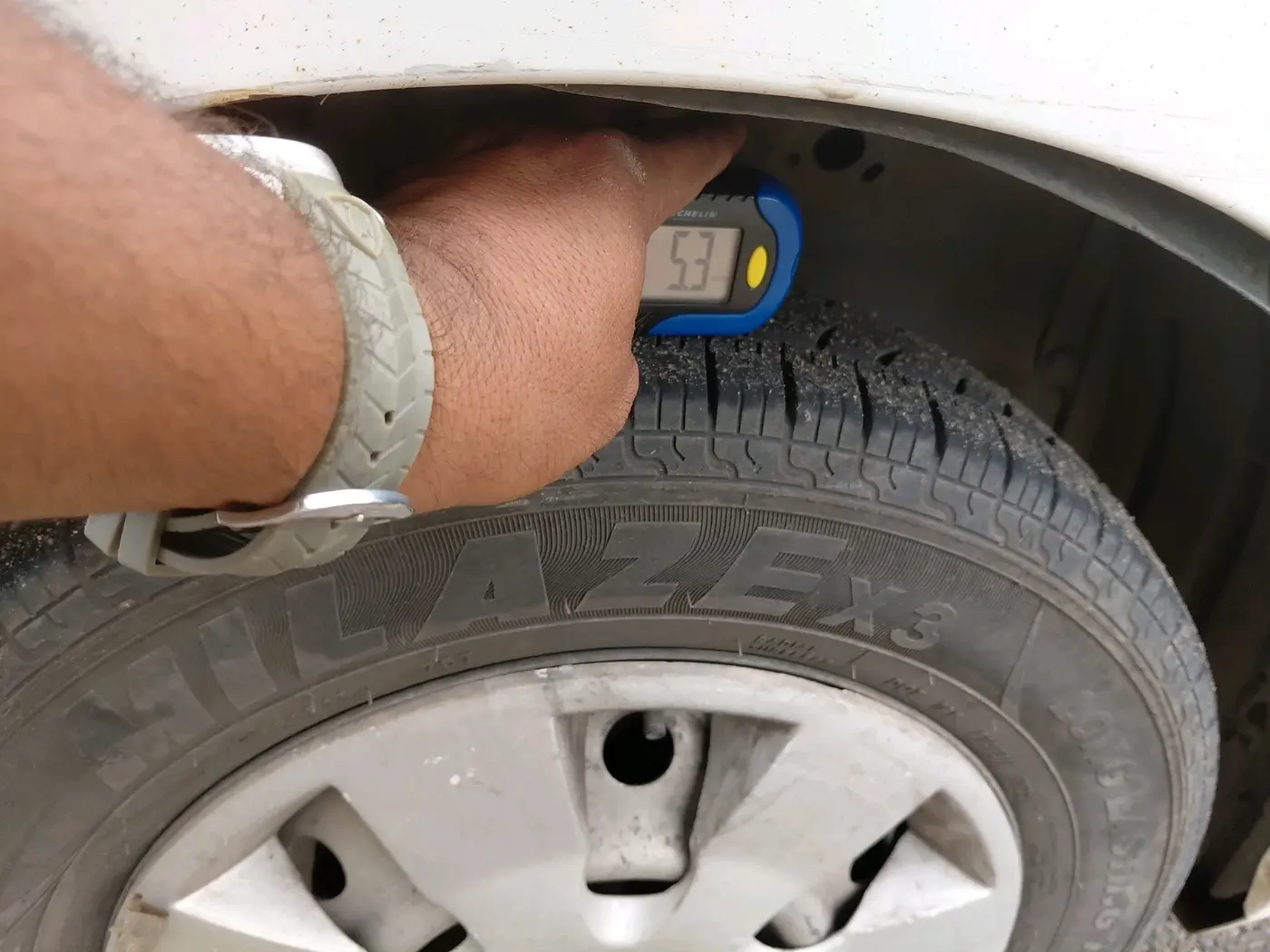2018 Maruti Wagon R 1.0 LXI CNG, CNG, Manual, 1,24,431 km, tyre