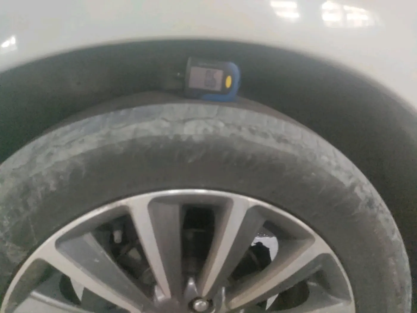 2018 Maruti Ciaz ALPHA 1.5 SHVS PETROL, Petrol, Manual, 70,649 km, tyre