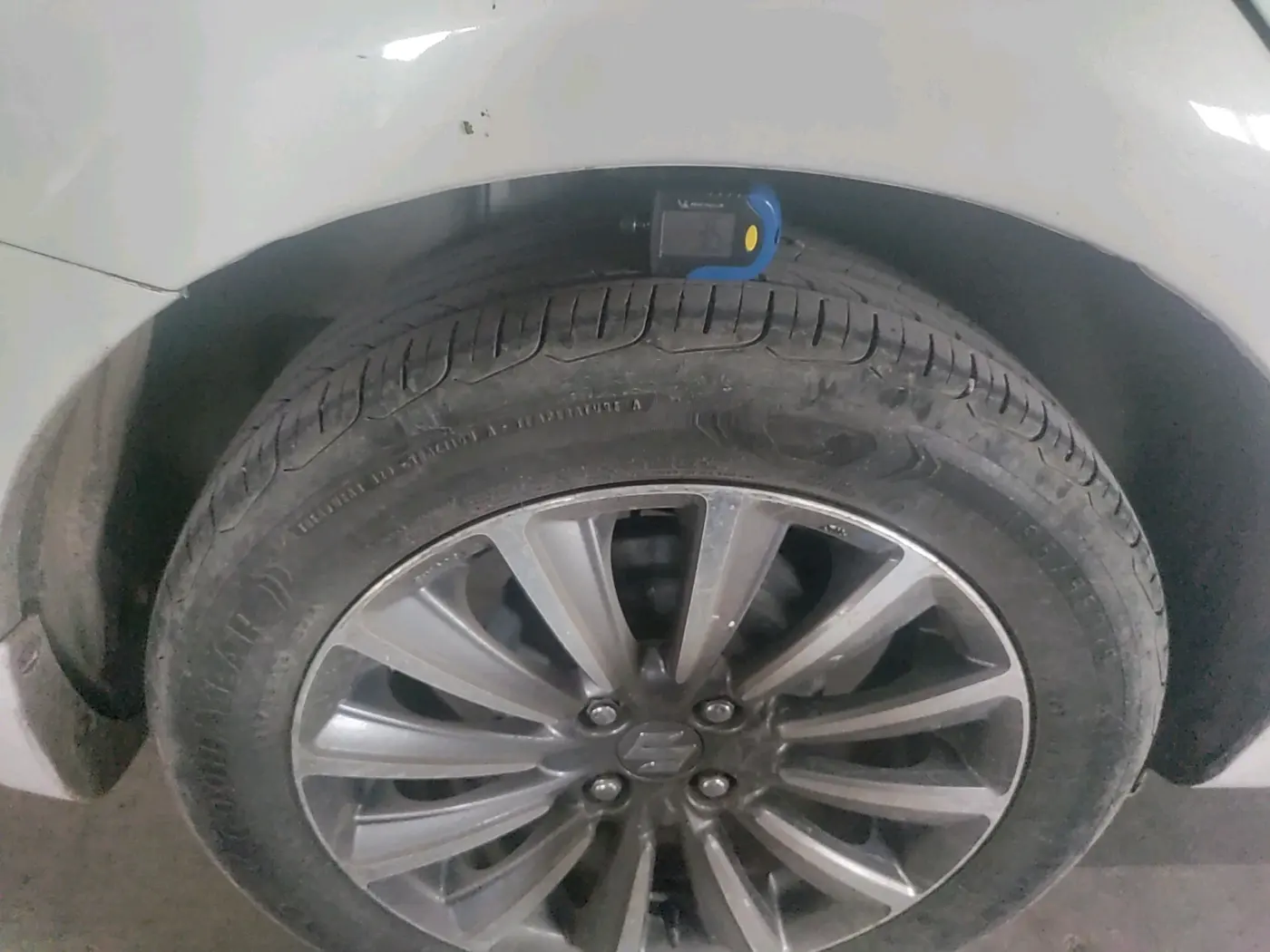 2018 Maruti Ciaz ALPHA 1.5 SHVS PETROL, Petrol, Manual, 70,649 km, tyre